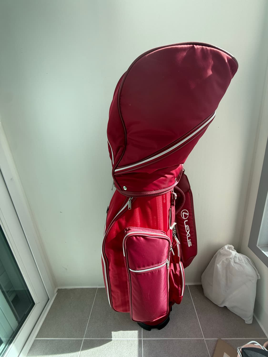 렉서스 레드 골프백 상품이미지1