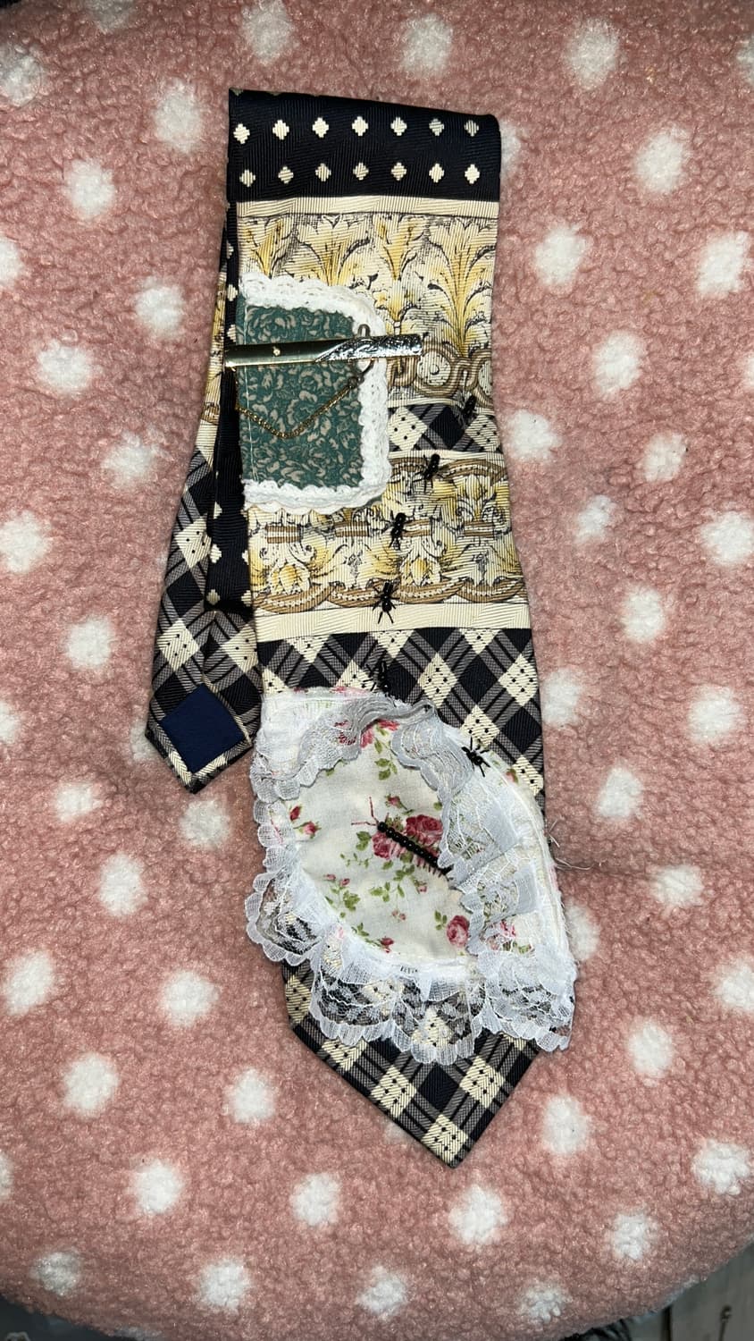 가짜 염소눈 지네와 개미 넥타이 상품이미지1