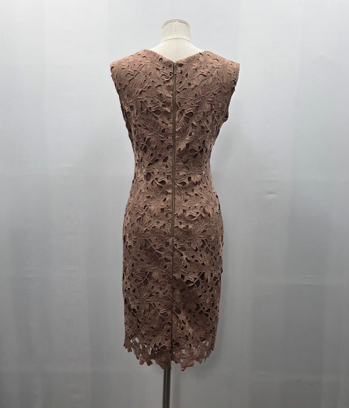 1325 모조에스핀 mojo s phine 자수 레이스 민소매 원피스55 상품이미지3