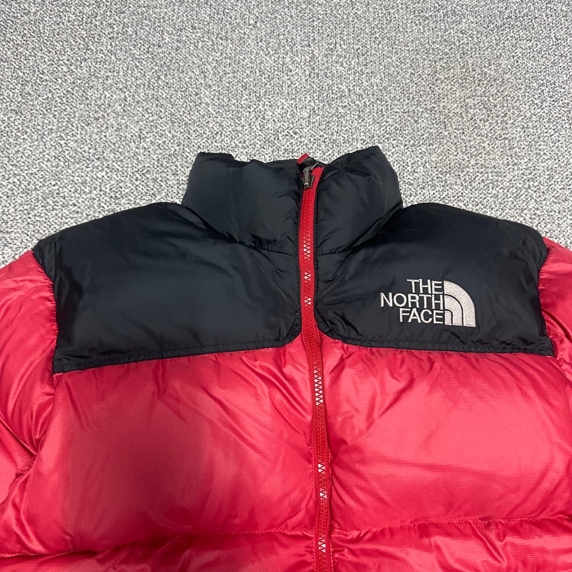 노스페이스 레드 눕시 패딩 상품이미지2