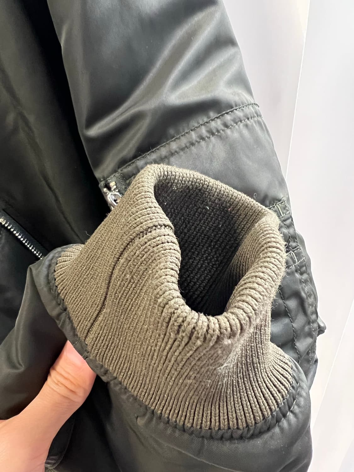 Acne Studios MA-1 항공 점퍼 48 상품이미지6