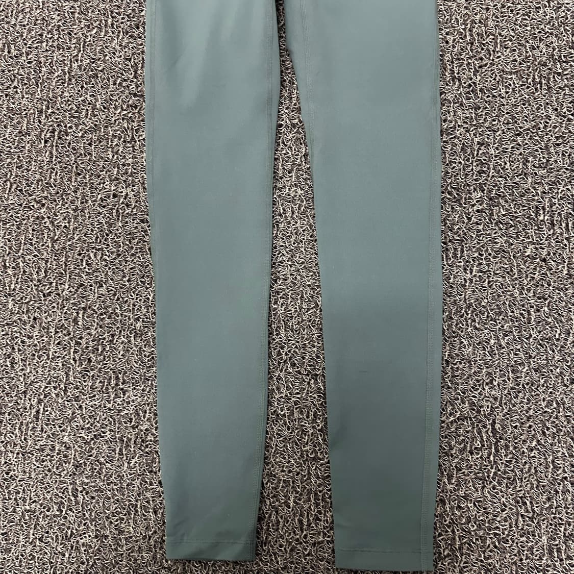 [새상품] andar 안다르 여성 레깅스 필라테스 운동복 4사이즈 상품이미지3