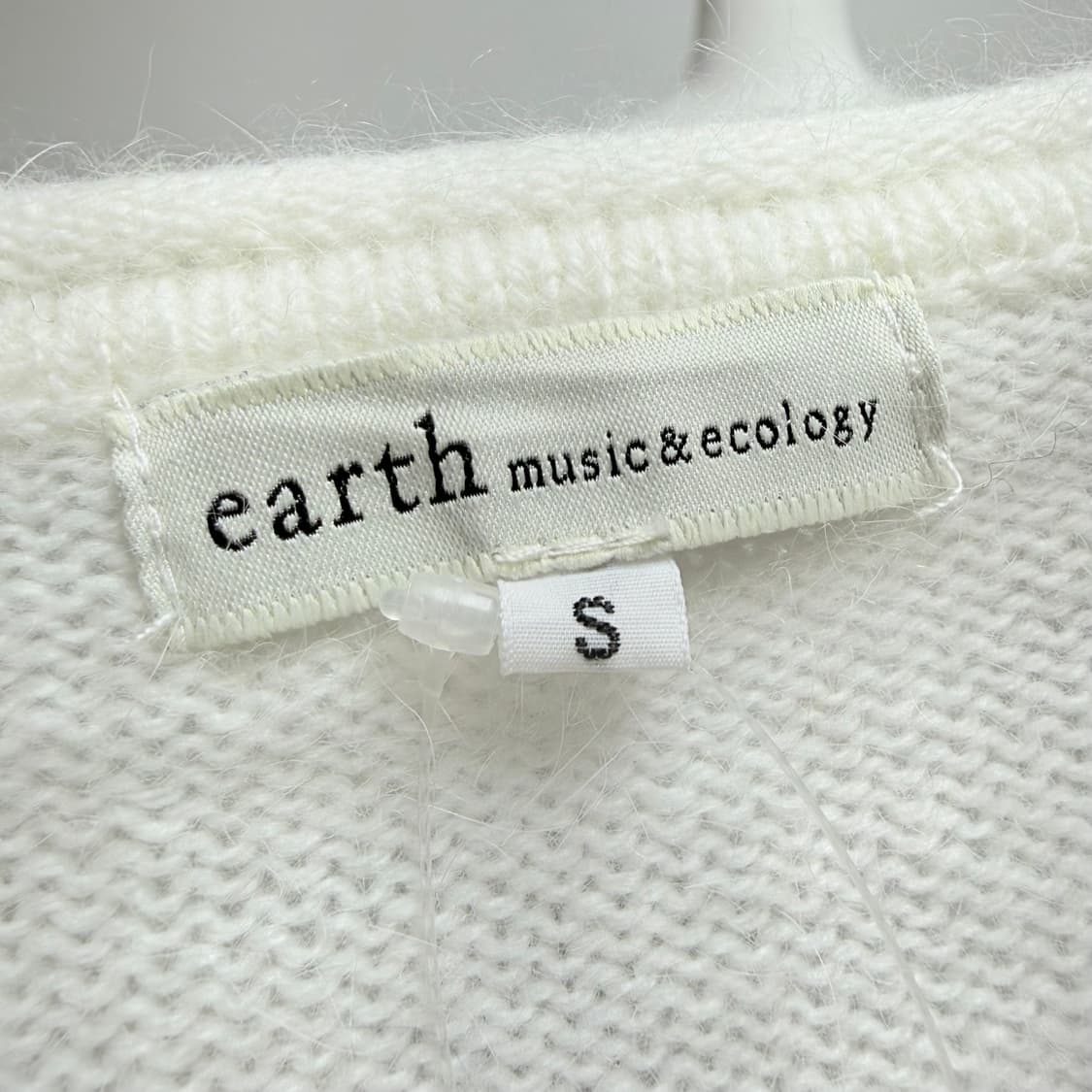 [새상품] 어스뮤직 앙고라 니트 S 상품이미지5