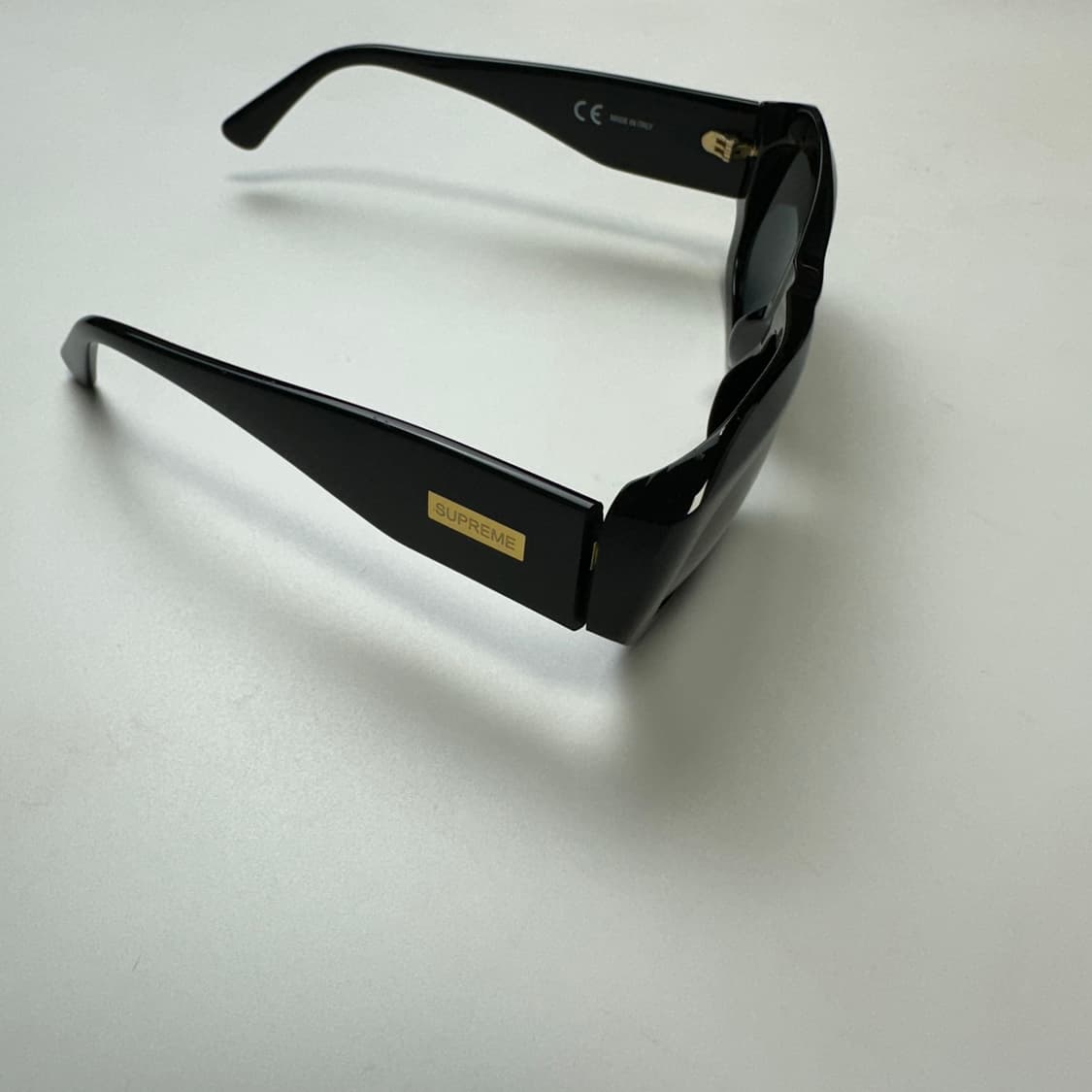 SUPREME 22SS Club Sunglasses 슈프림 클럽 선글라스 상품이미지5