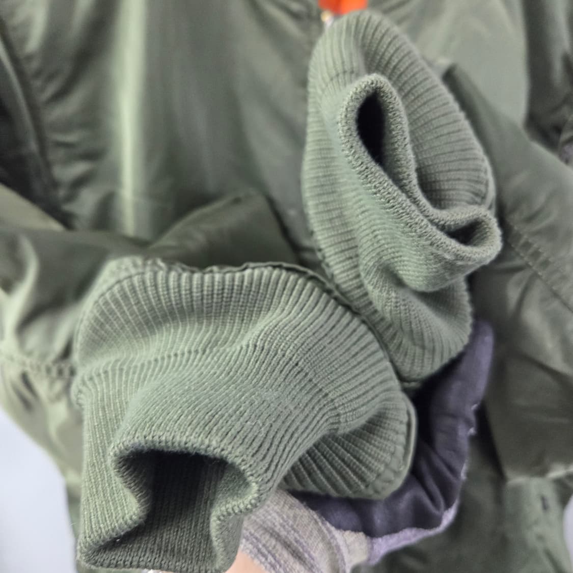 가슴둘레 118 / 알파인더스트리 A급 MA-1 항공점퍼 리버시블 양면 상품이미지5