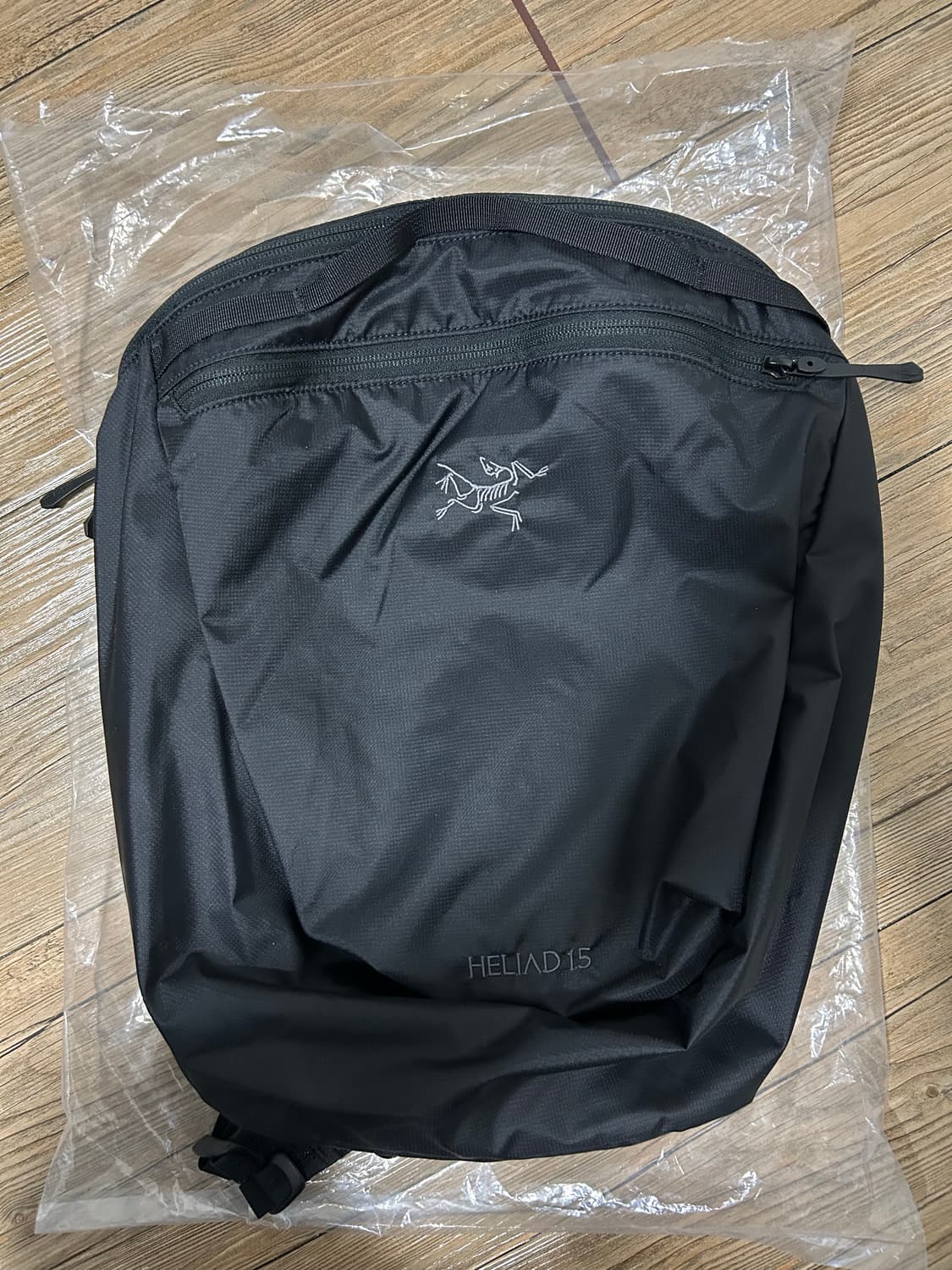 아크테릭스 헬리아드 15 백팩 블랙 상품이미지2