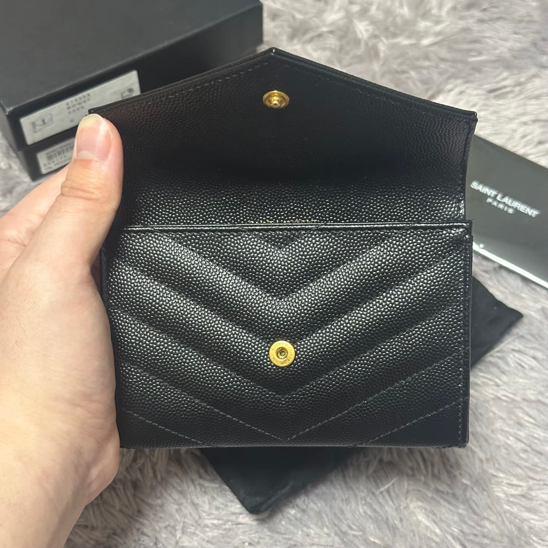 [풀구성] 입생로랑 마틀라세 엔벨로프 중지갑 블랙 상품이미지3