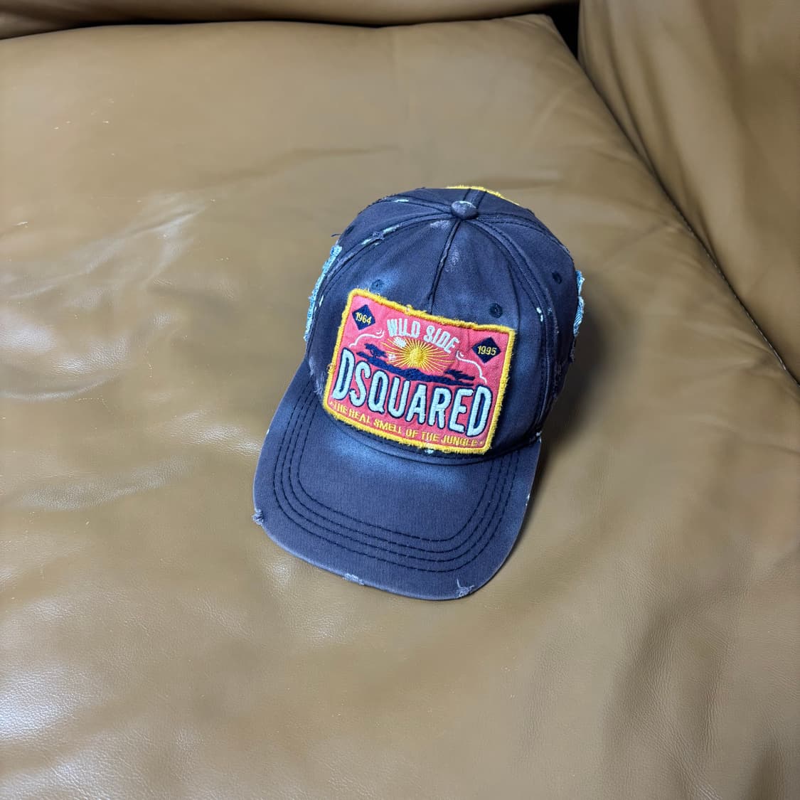 Dsquared2 디스퀘어드 워시드 더티 그레이 6패널 볼캡 모자 상품이미지1