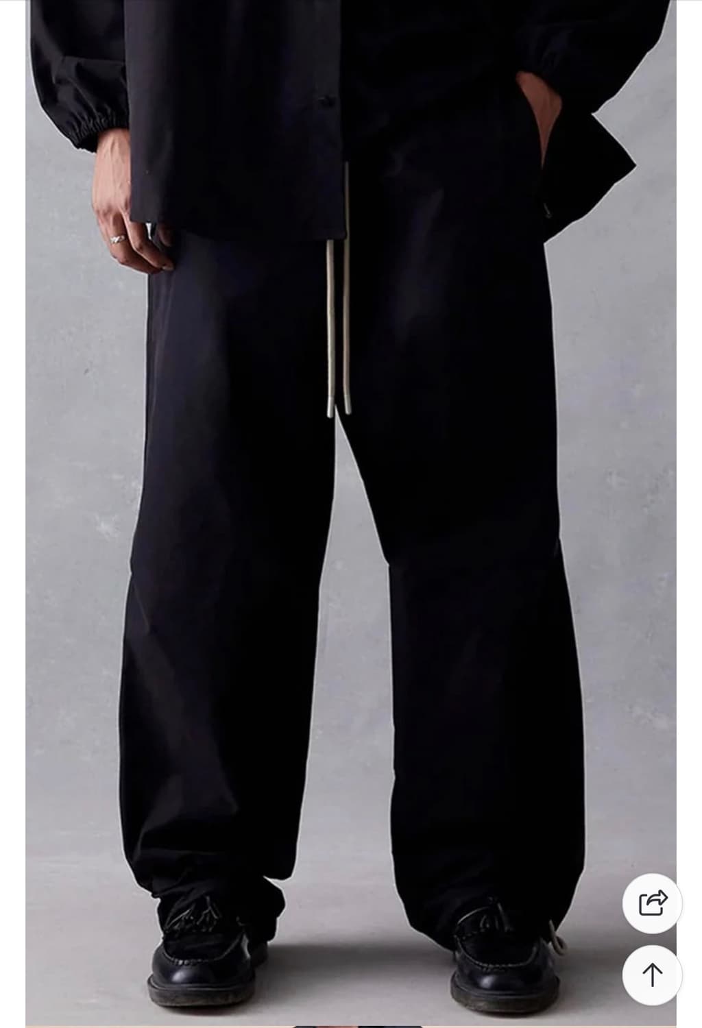 피오갓 에센셜 릴렉스드 트라우저 블랙 상품이미지2