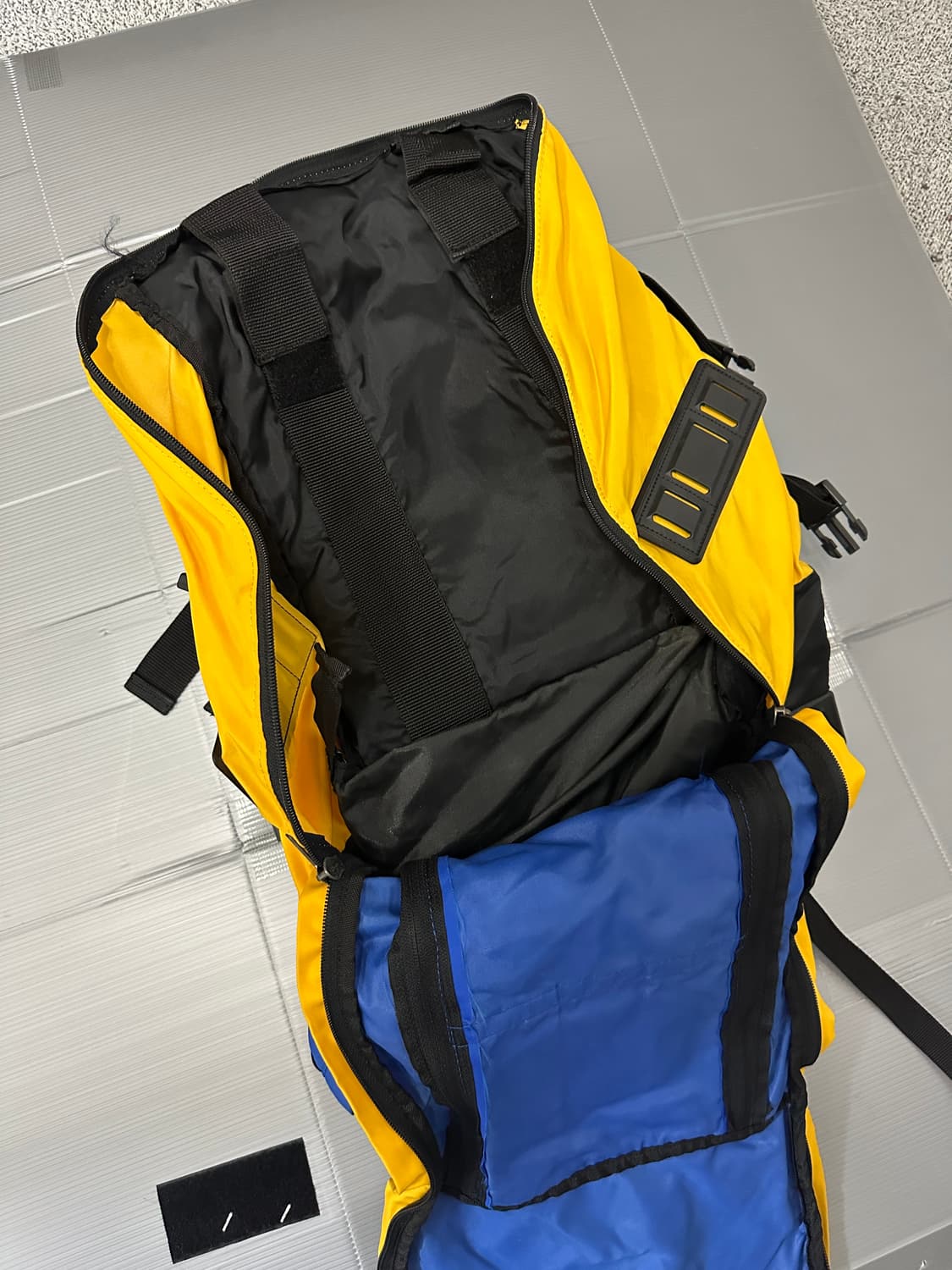 아디다스 올드스쿨 백팩 가방 블루 옐로우 상품이미지6