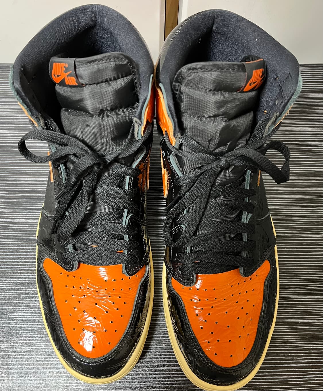 나이키 에어 조던 1 하이 쉐터드 백보드 3.0 300사이즈 상품이미지2