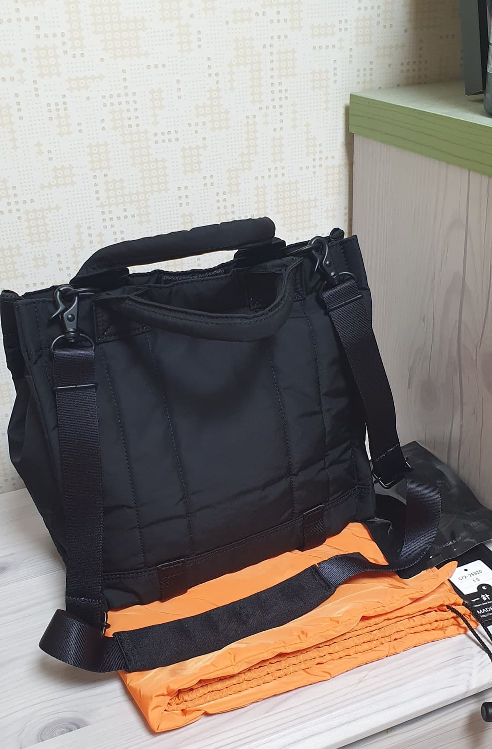 포터 센시즈 토트백 스몰 블랙 판매 상품이미지2