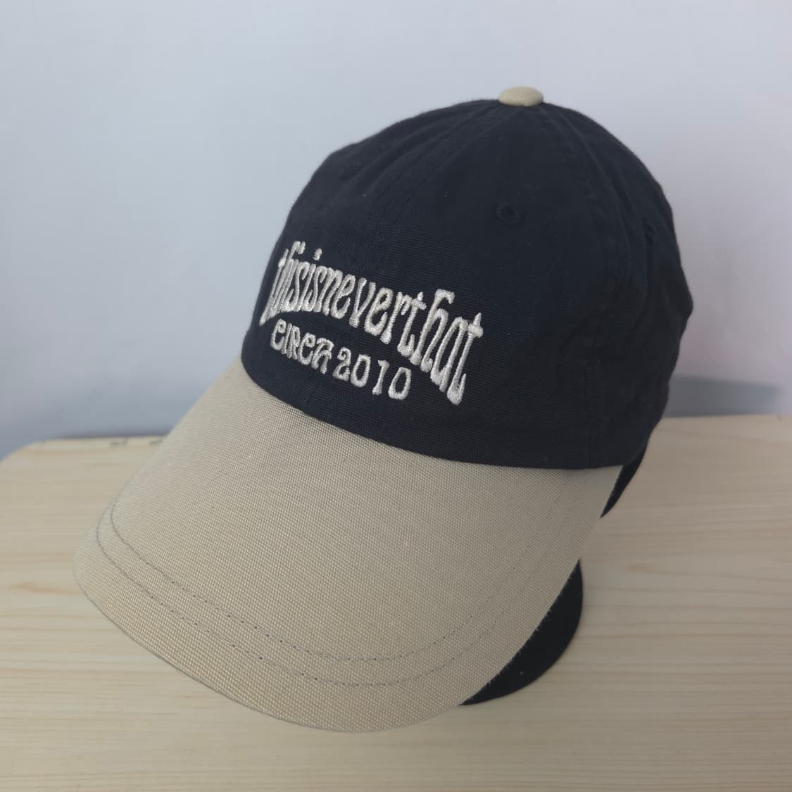 디네댓/ 볼캡 블랙 베이지 상품이미지1