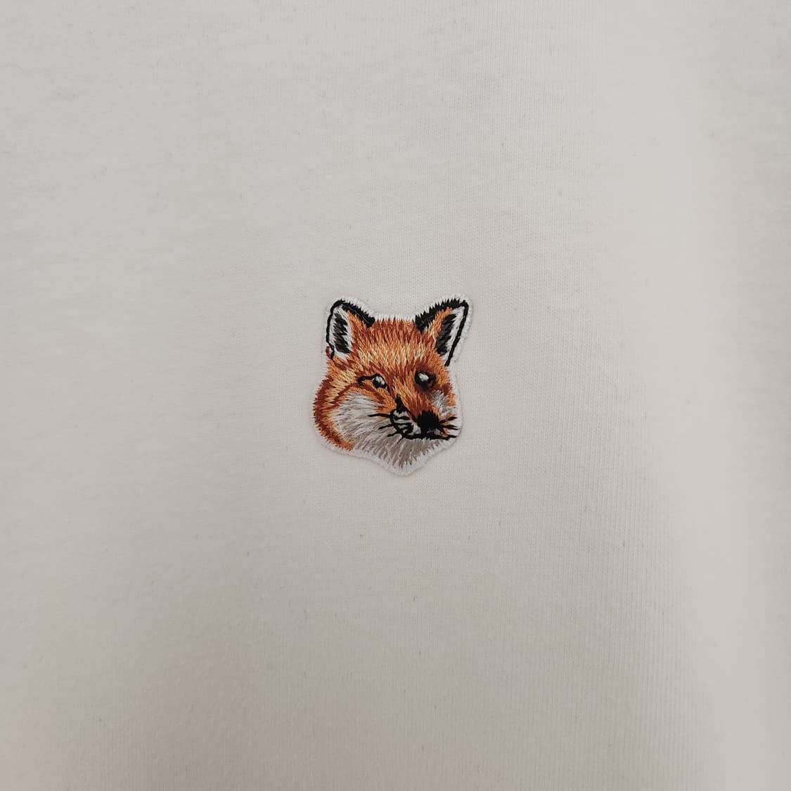 파리매장구매(정품)메종키츠네 폭스헤드 반팔 티셔츠 화이트 (XS) 공용 상품이미지3