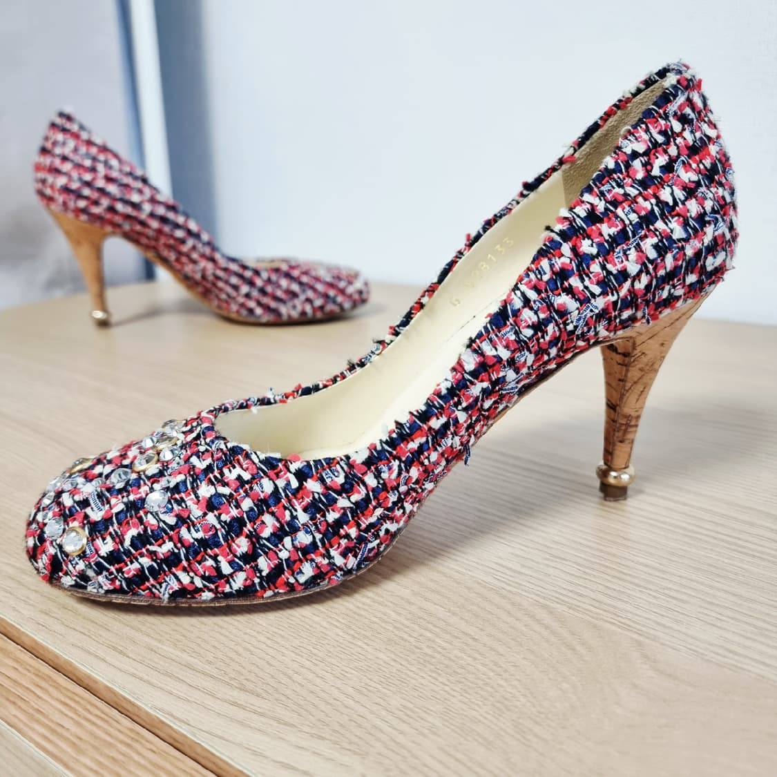 샤넬 큐빅로고 트위드 구두 펌프스 슈즈 힐 240mm/37 (굽8.5) 상품이미지1