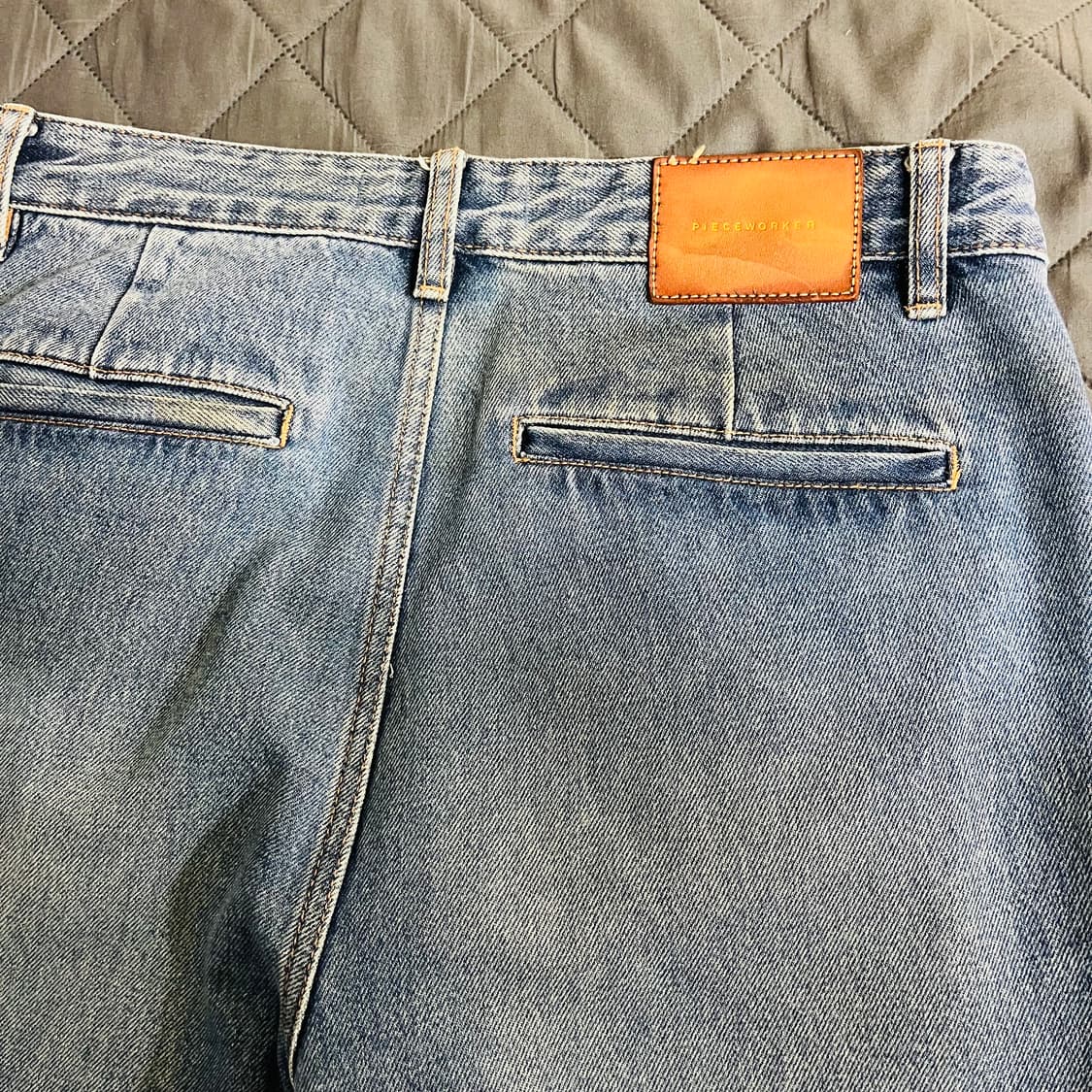 피스메이커 루즈핏 테이퍼드 데님 판매합니다 상품이미지3