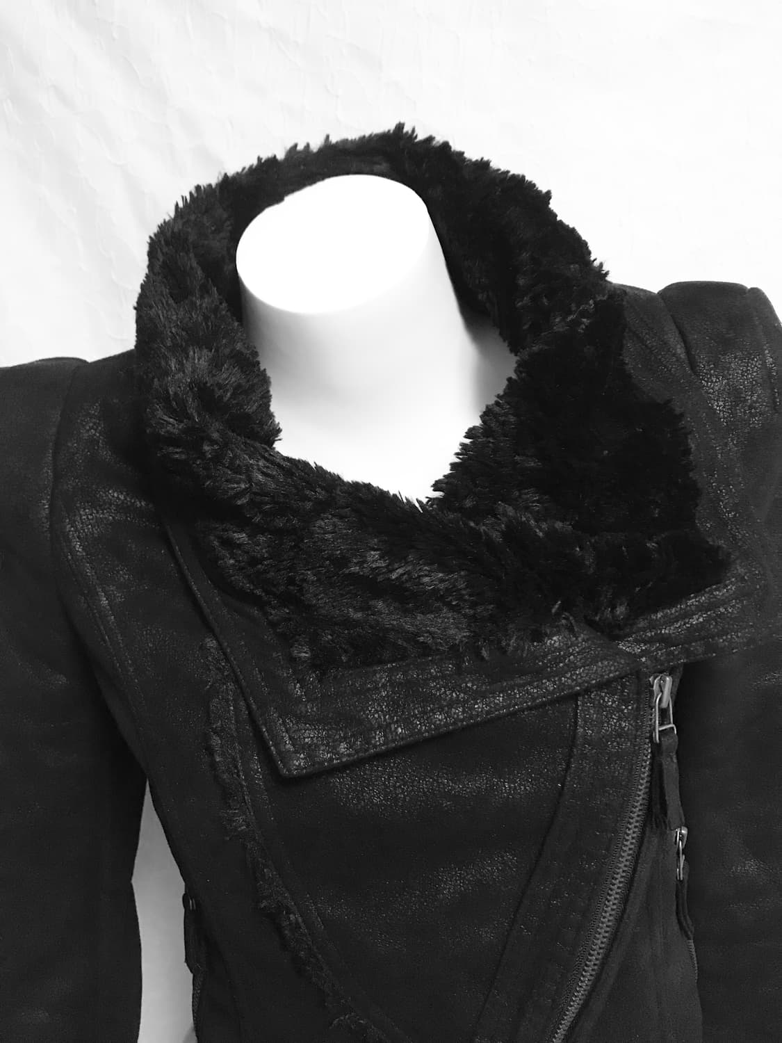 택포•빈티지 하이넥 사선 지퍼 퍼 무스탕 크롭 자켓 상품이미지5