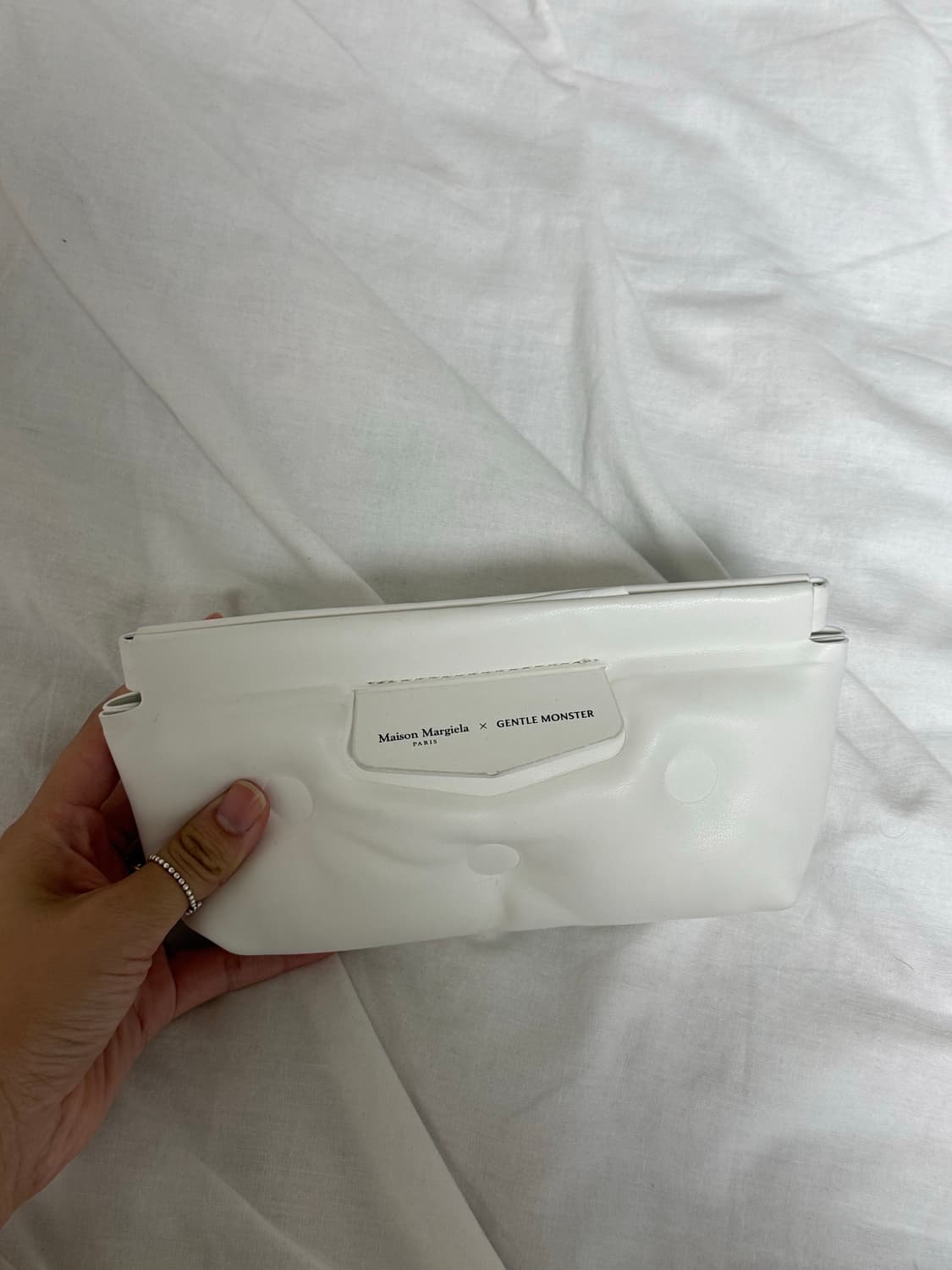 마르지엘라 젠틀몬스터 케이스 상품이미지1