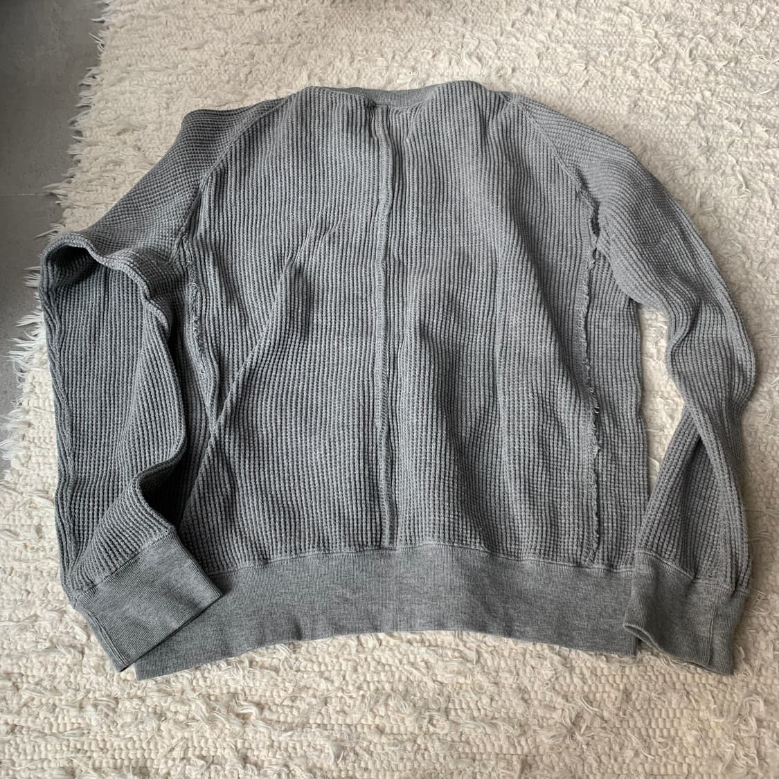 솔로이스트 니트 상품이미지4