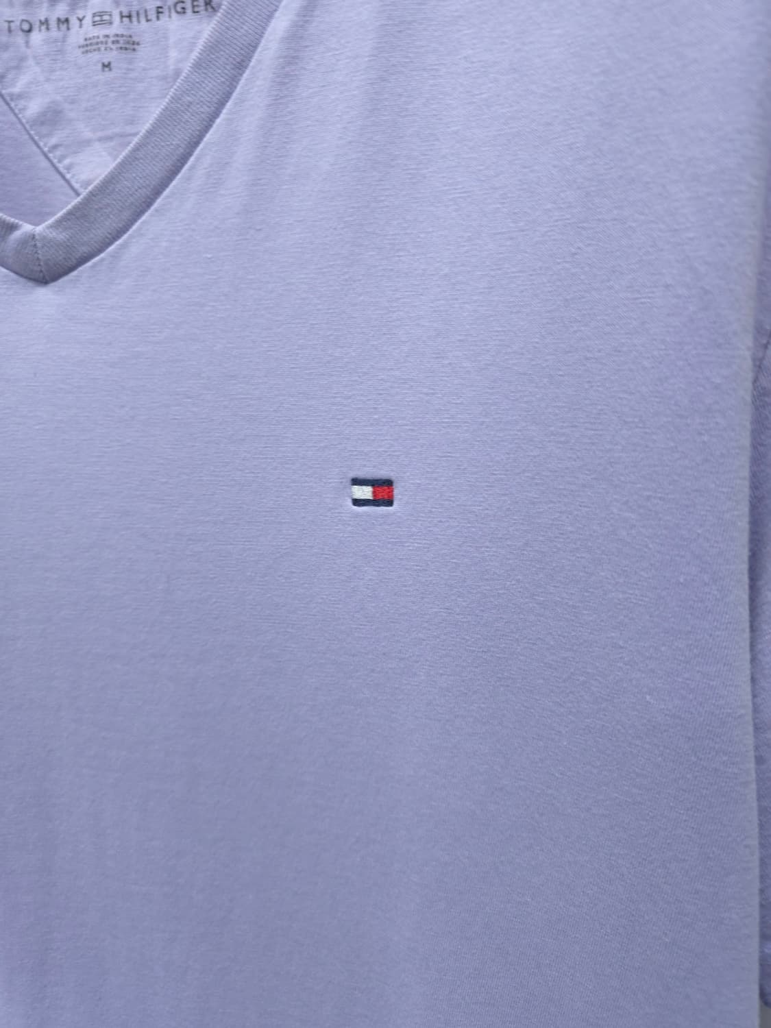​타미힐피거 연보라 브이넥 반팔 티셔츠 (M) 상품이미지3