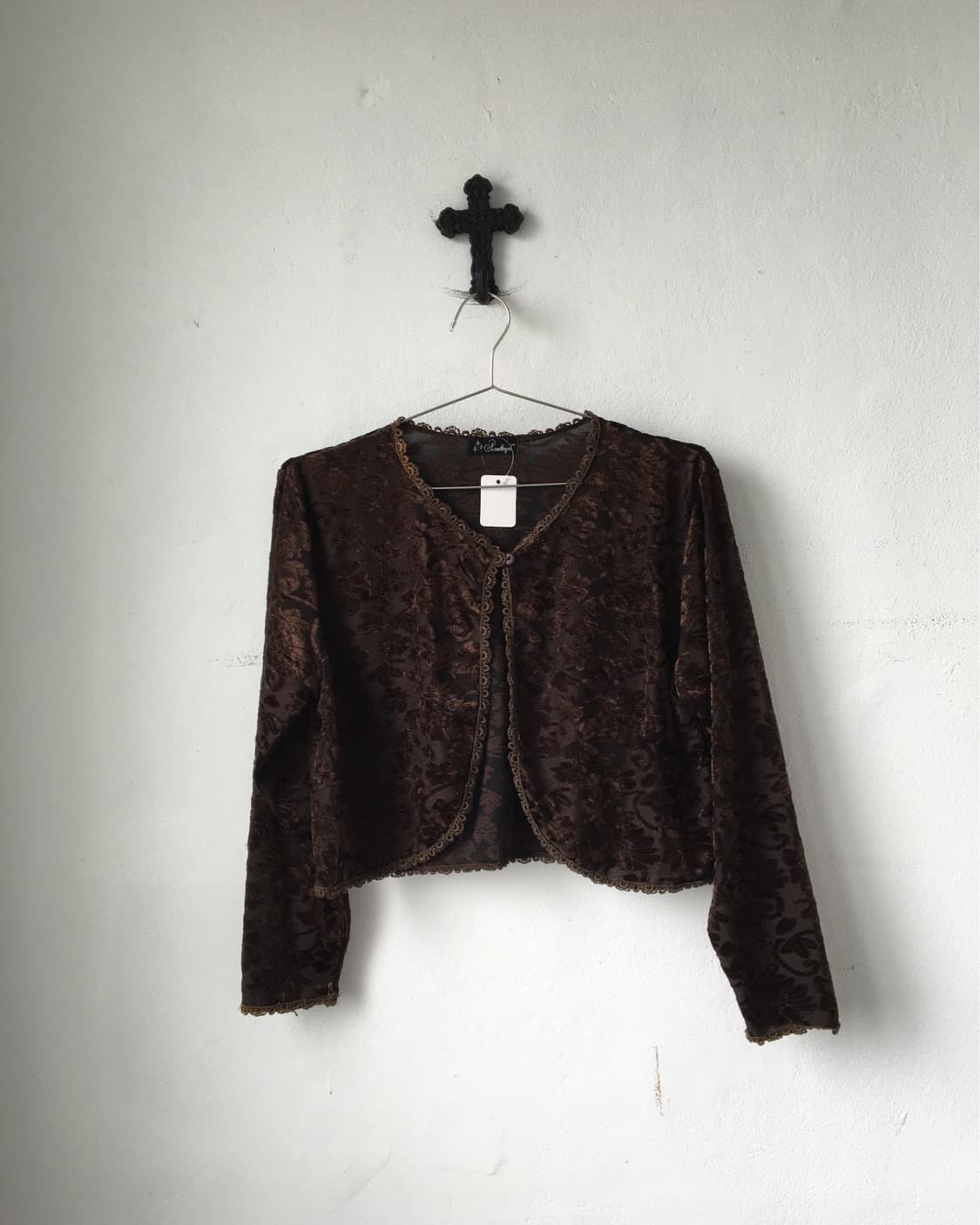 Velvet ornament pattern cardigan 상품이미지1