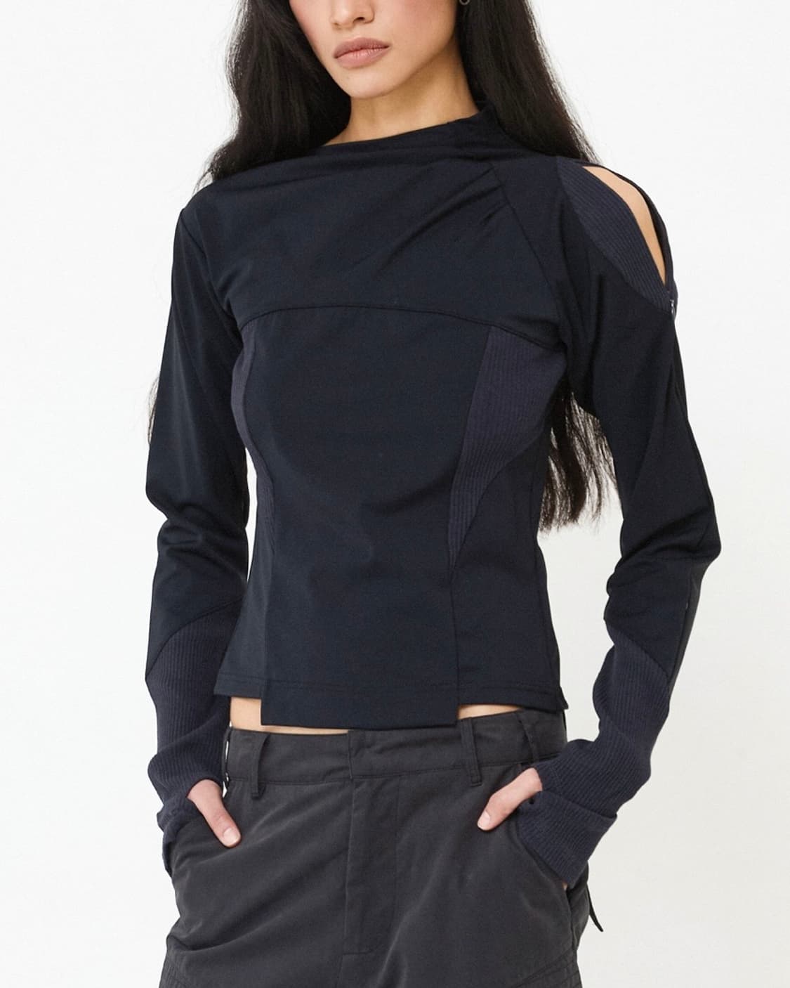 웻태그 FRONT TUCK RIB PANEL TOP CHARCOAL 상품이미지1