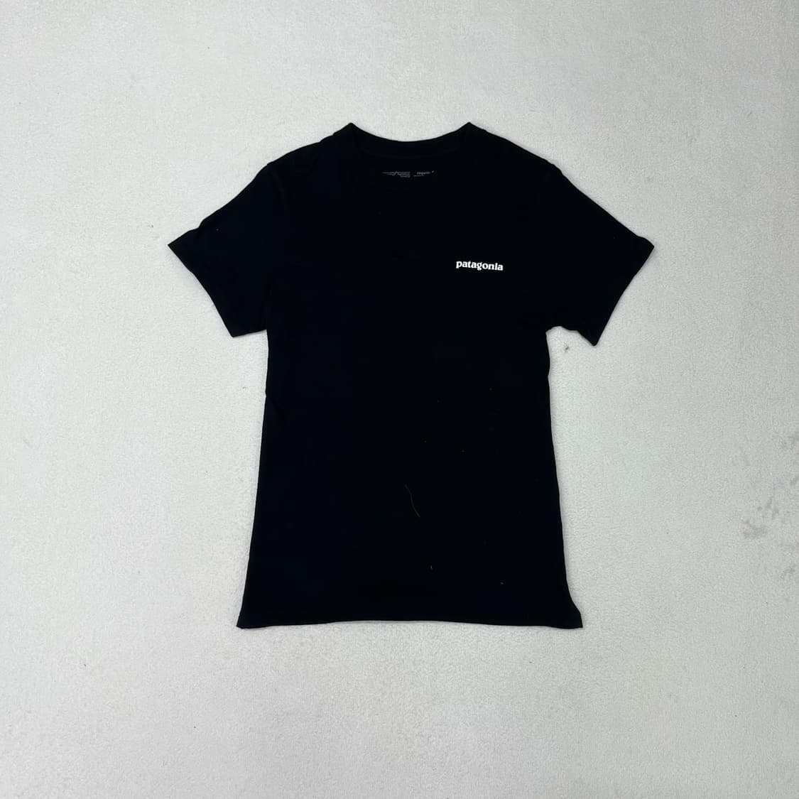 Patagonia black T-shirts 상품이미지5