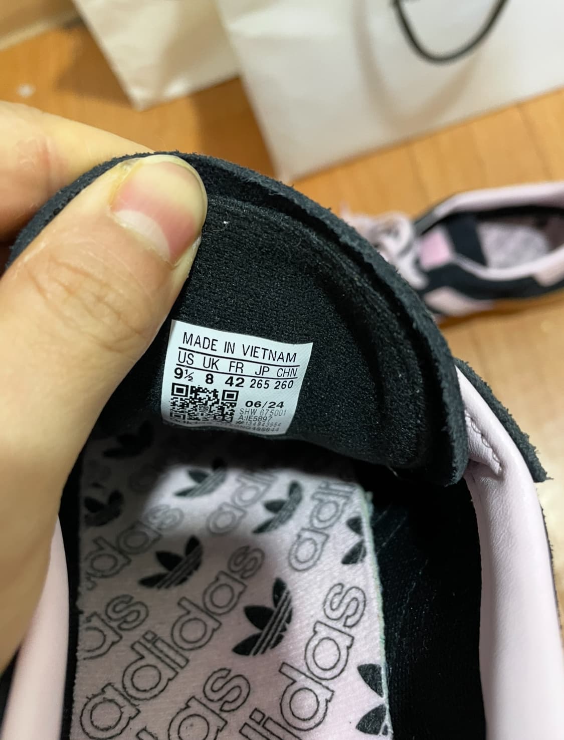 아디다스 스페지알 블랙핑크  상품이미지2
