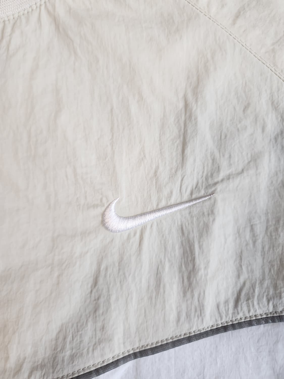 나이키 스우시 우븐 재킷 DX0661-072 긴팔티 사이즈95 m

스포 상품이미지5