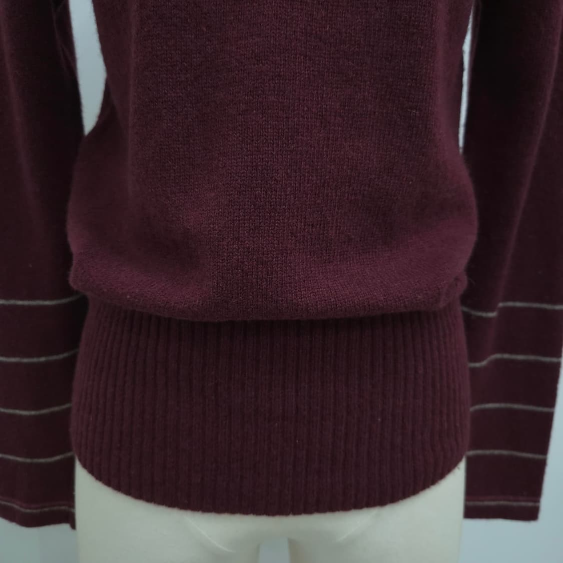 울100 버건디 터틀넥 니트 상품이미지4