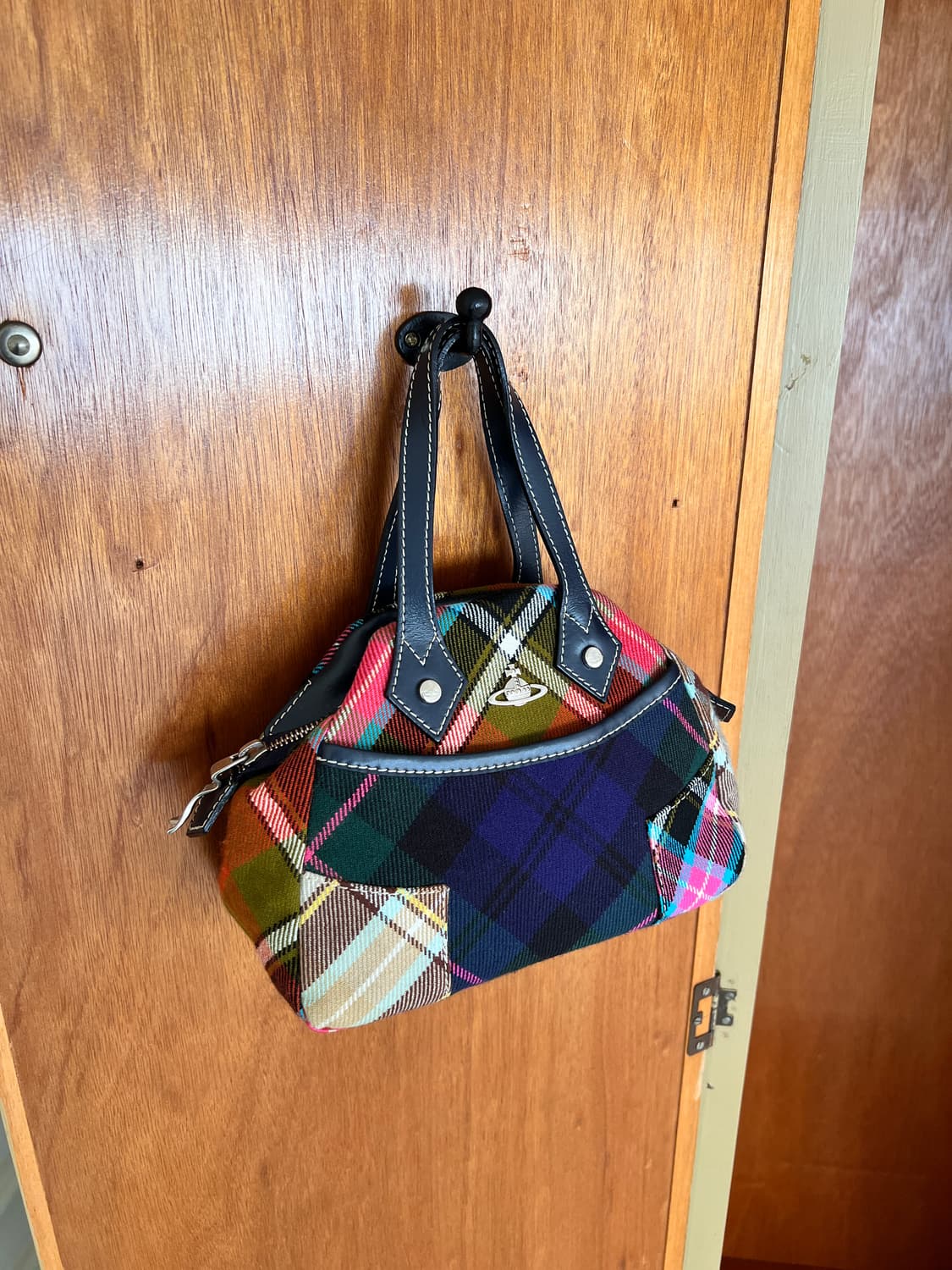 비비안웨스트우드 미니 야스민 토트백 상품이미지2