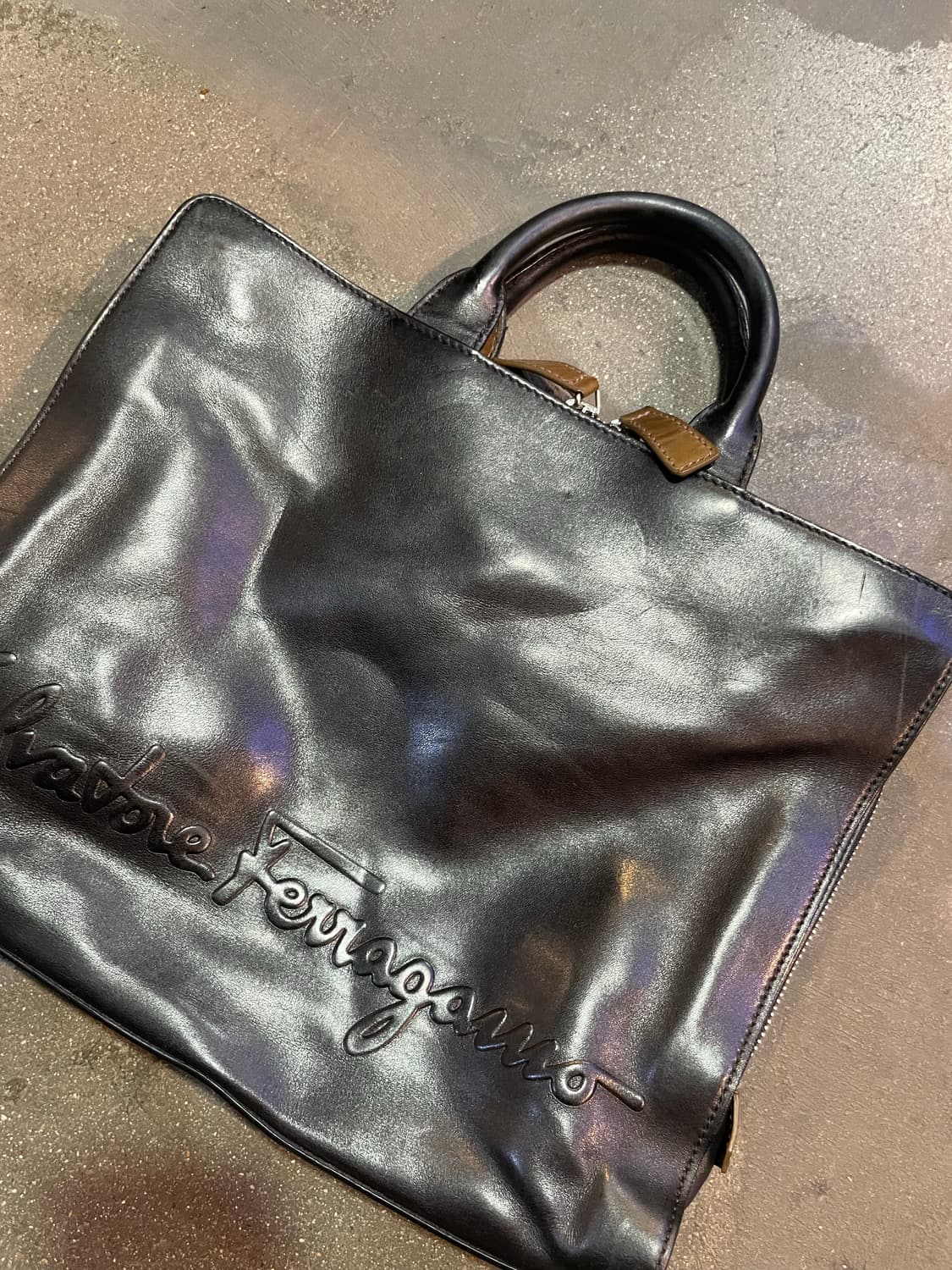 페라가모 블랙 가죽 브리프케이스 서류가방 토트백 상품이미지2