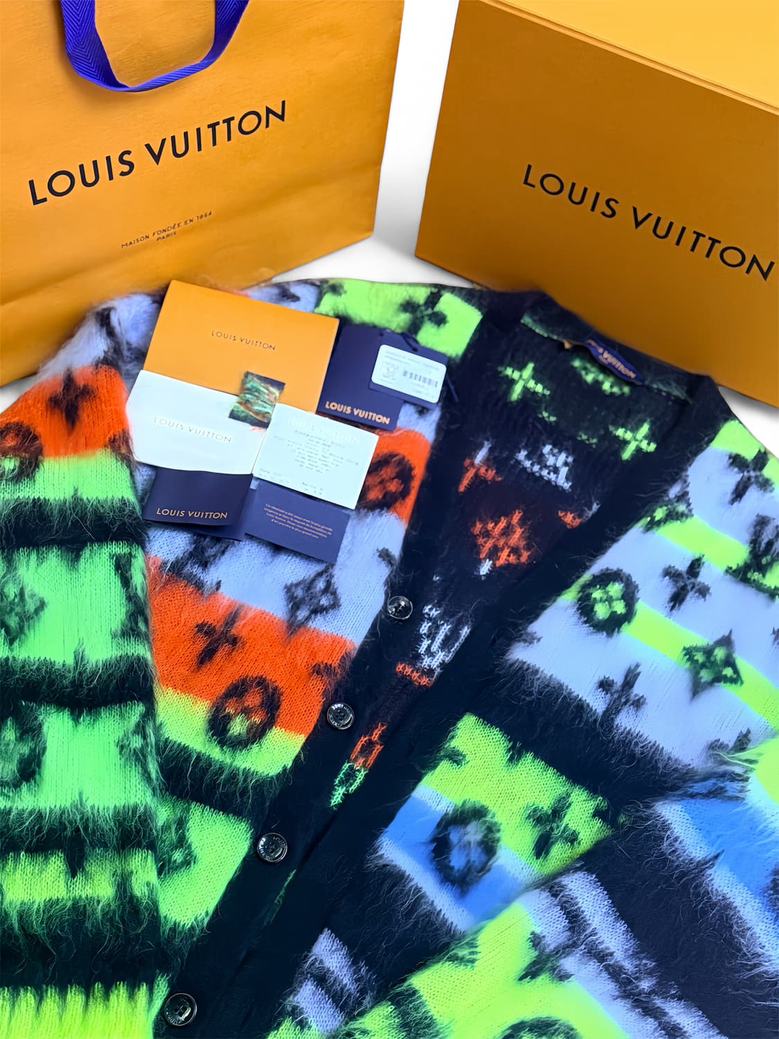 [110/새상품급] 루이비통 멀티컬러 모헤어 가디건 풀구성 상품이미지1