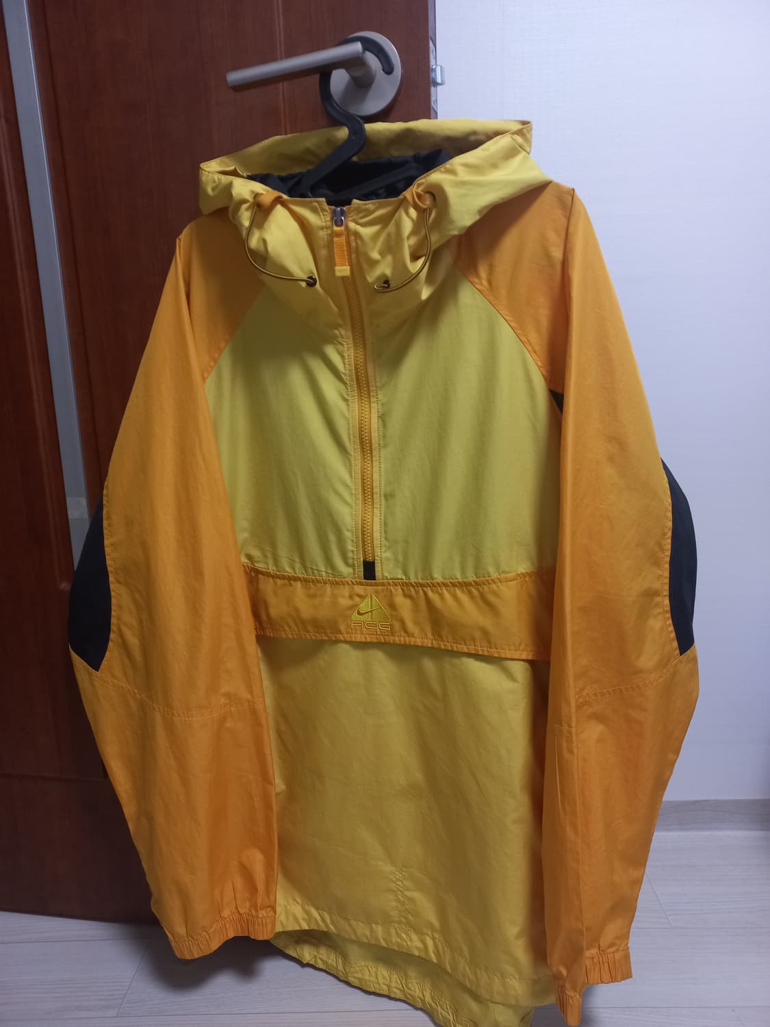 나이키 ACG 레트로 오버핏 아노락 상품이미지1