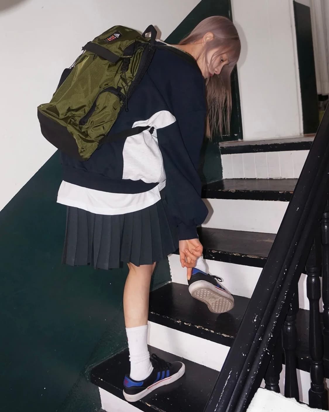 아케 |  스쿨룩 미디 플리츠 스커트 상품이미지3