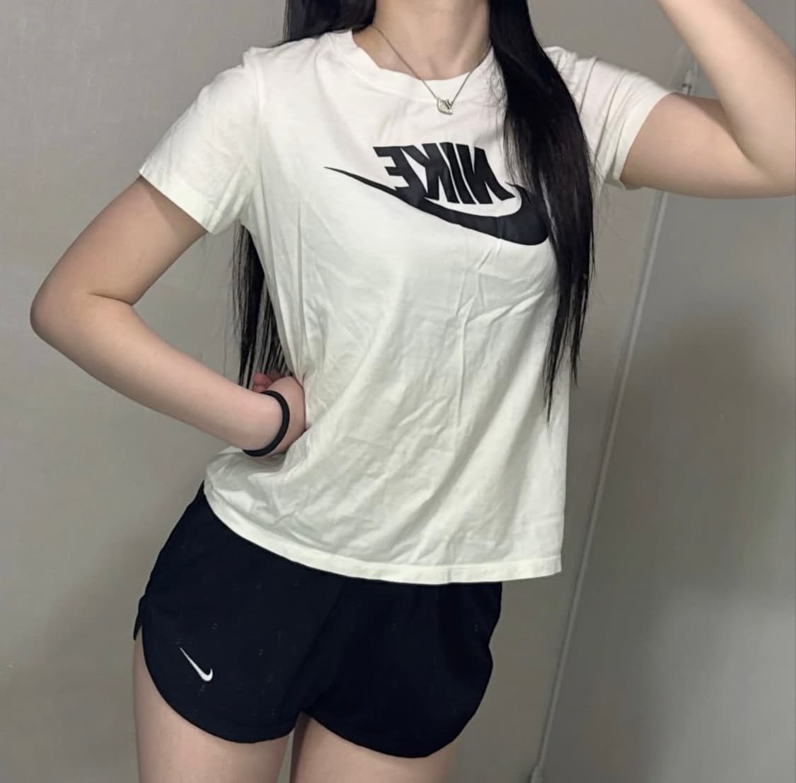 나이키 빅스우시 로고 반팔티 🤍 상품이미지1