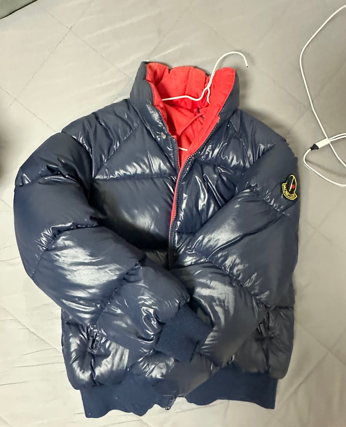 몽클레어 네이비 패딩 상품이미지3