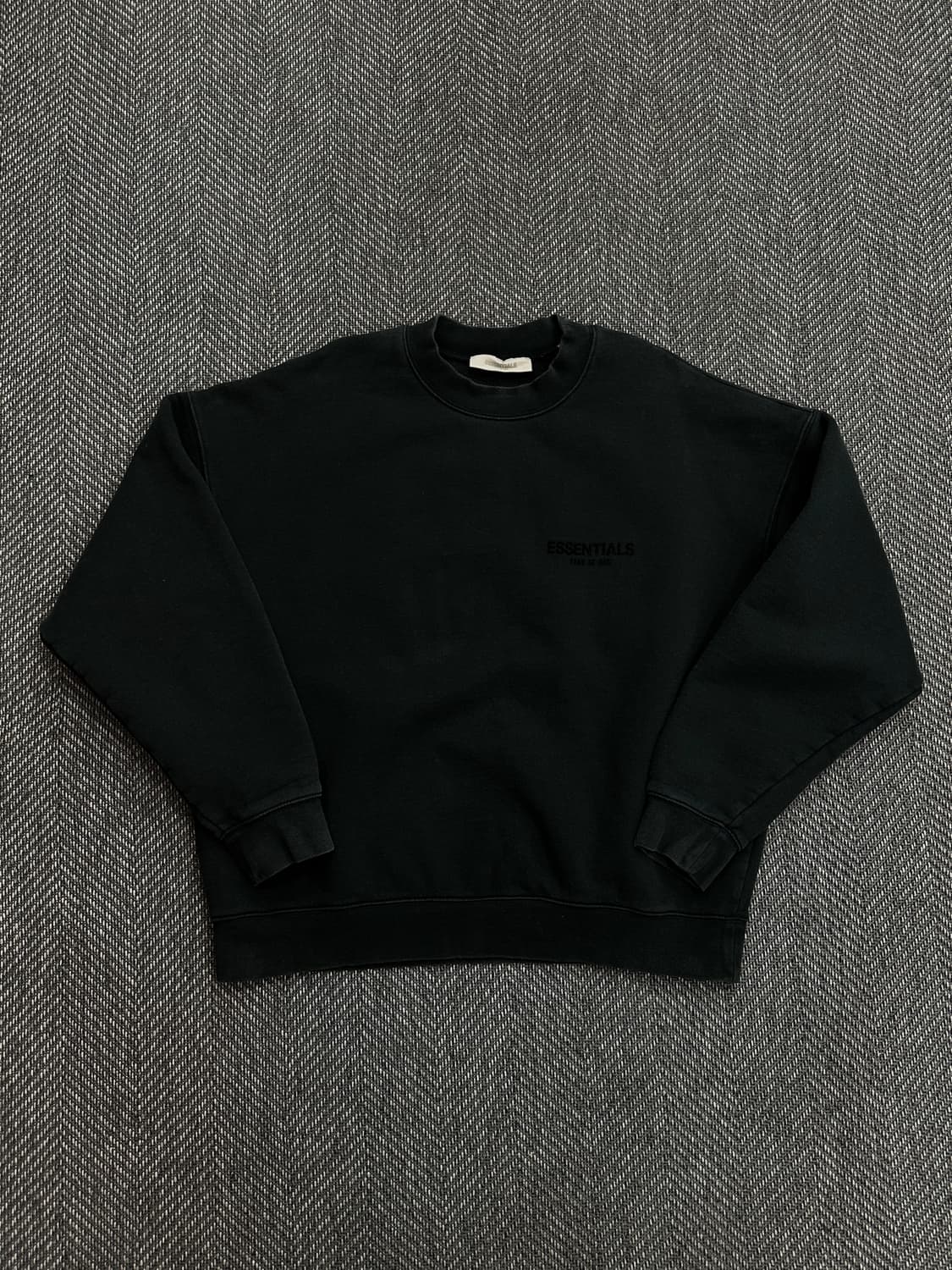 피오갓 에센셜 맨투맨 상품이미지1