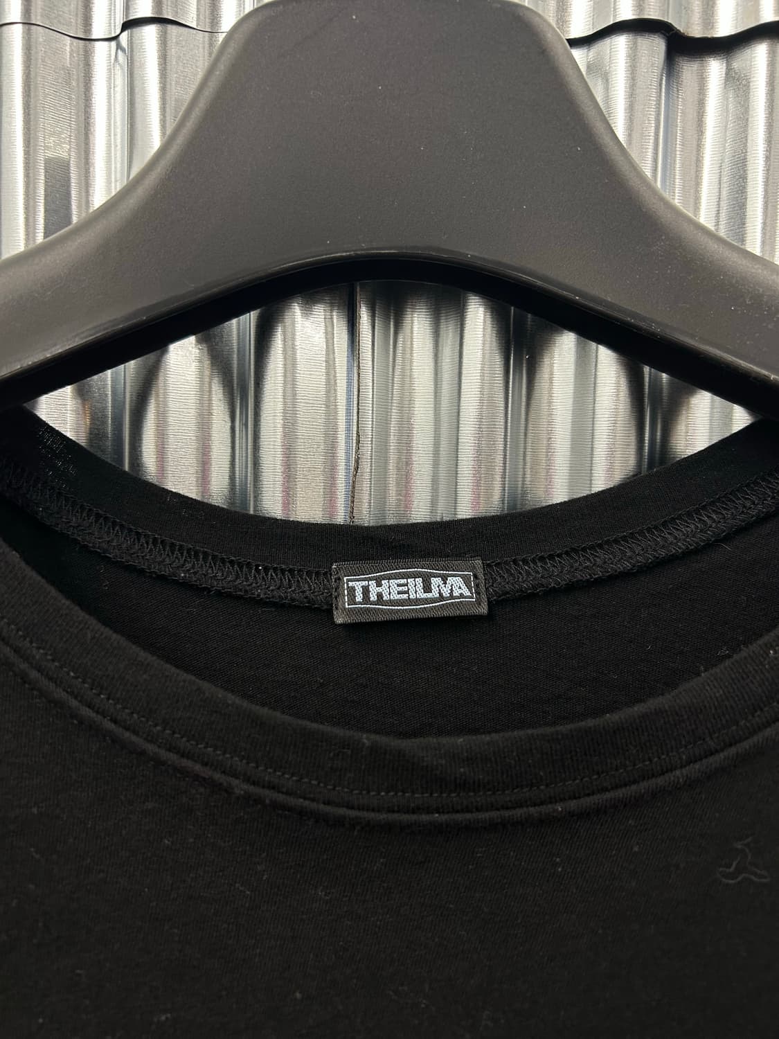 THEILMA 더일마 블랙 비대칭 긴팔 티셔츠 상품이미지5