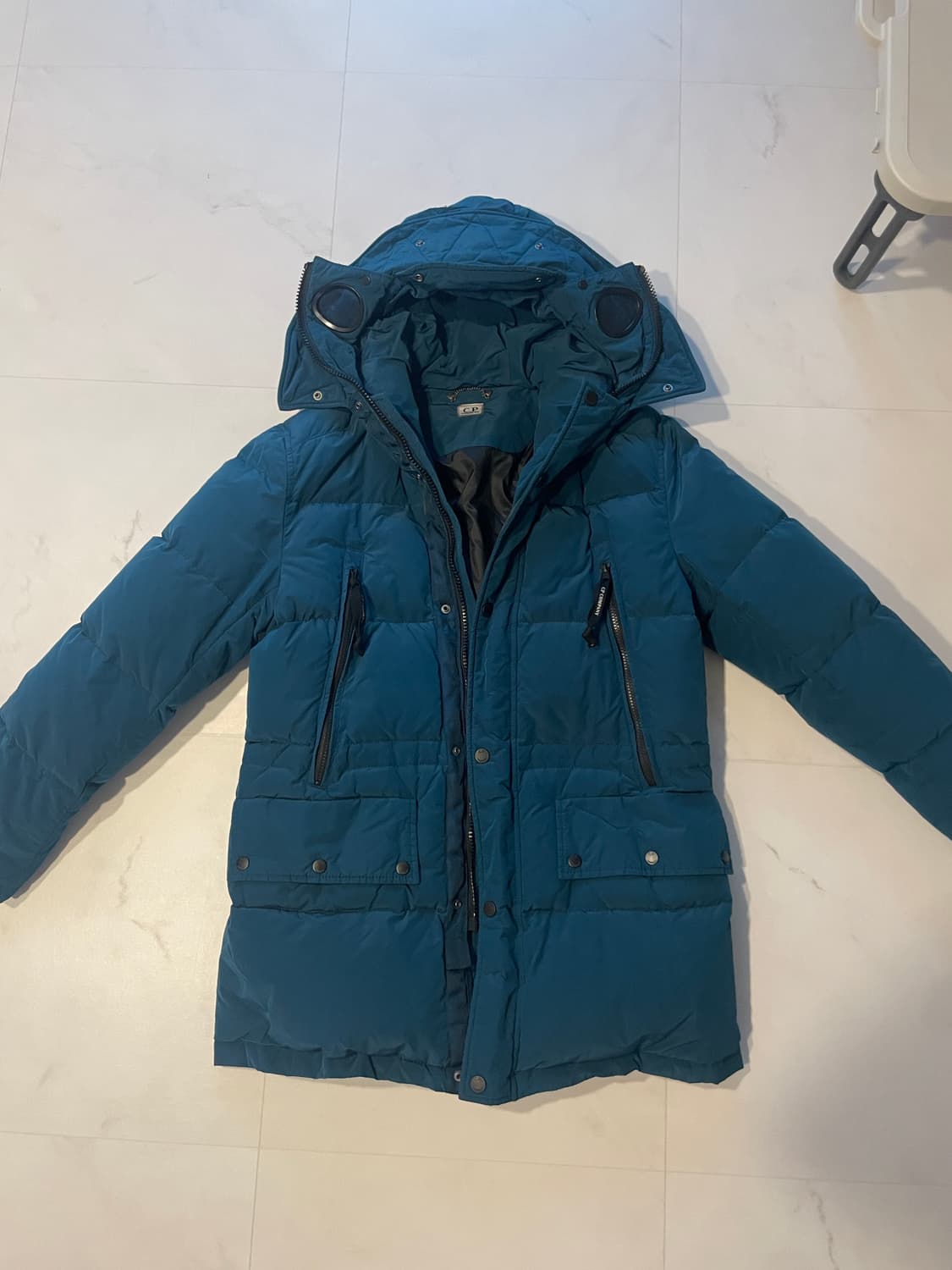 C.P. Company 블루 고글 패딩점퍼 상품이미지3