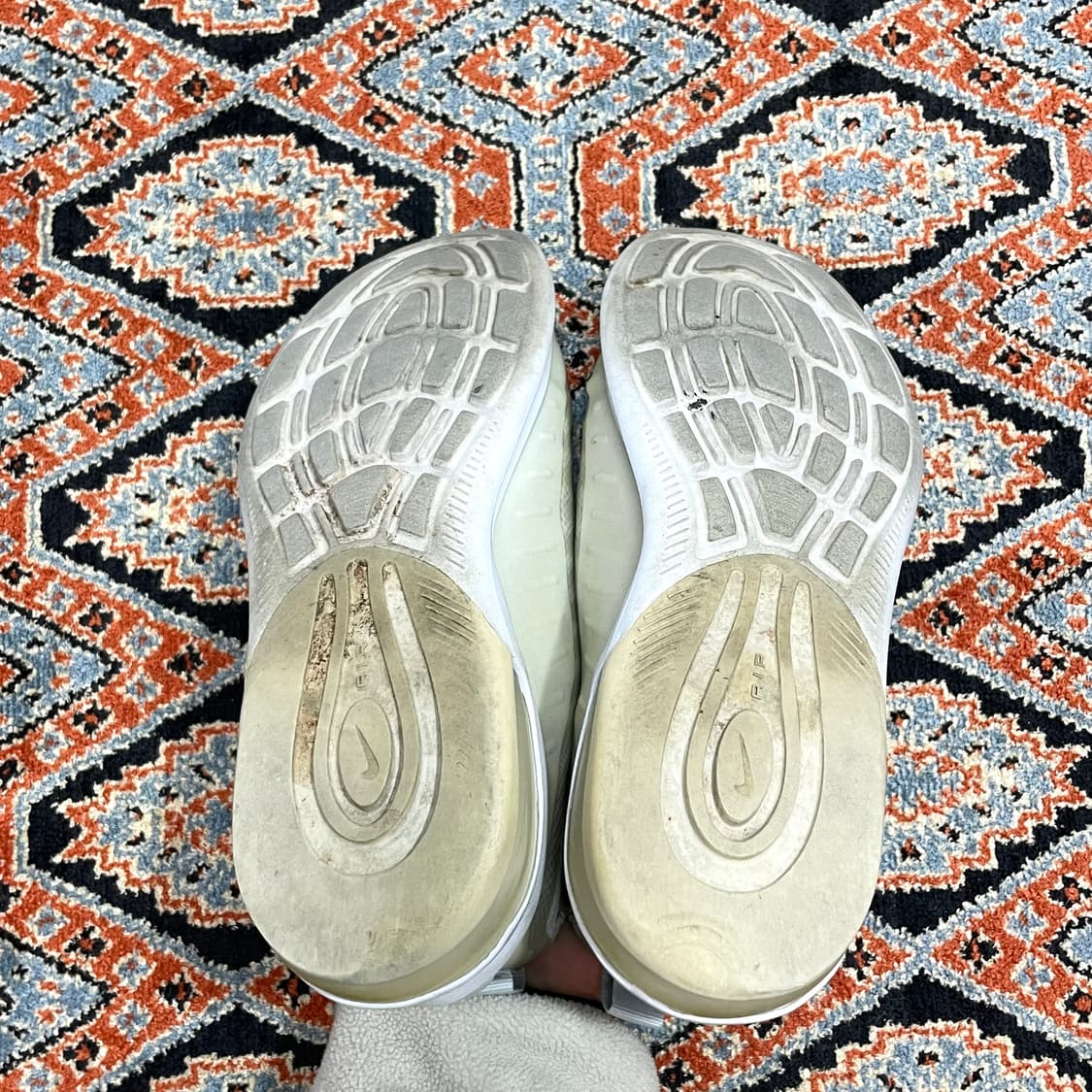 나이키 에어 화이트 러닝화 US 8 상품이미지9