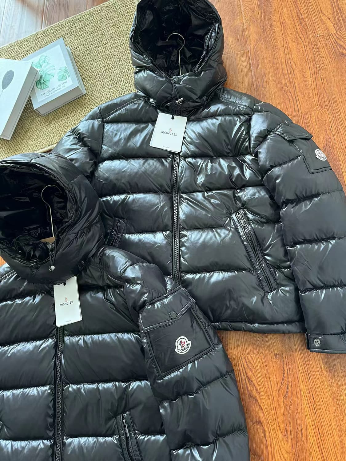 몽클레르 마야 쇼트 다운 자켓 블랙 - 24FW 상품이미지2