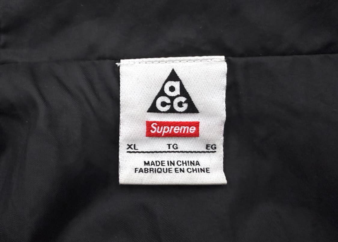 슈프림 나이키 ACG  데님 풀오버 골드 스네이크 스킨 상품이미지9