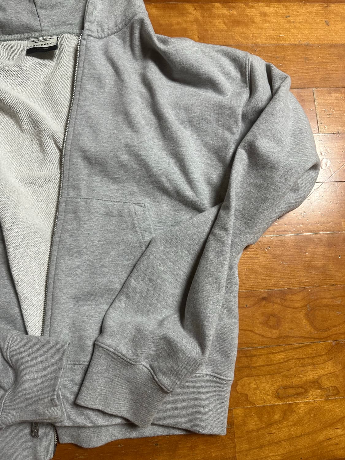 소버먼트 소버먼트 780G 솔리드 크롭 후디 집업 멜란지 그레이 상품이미지4