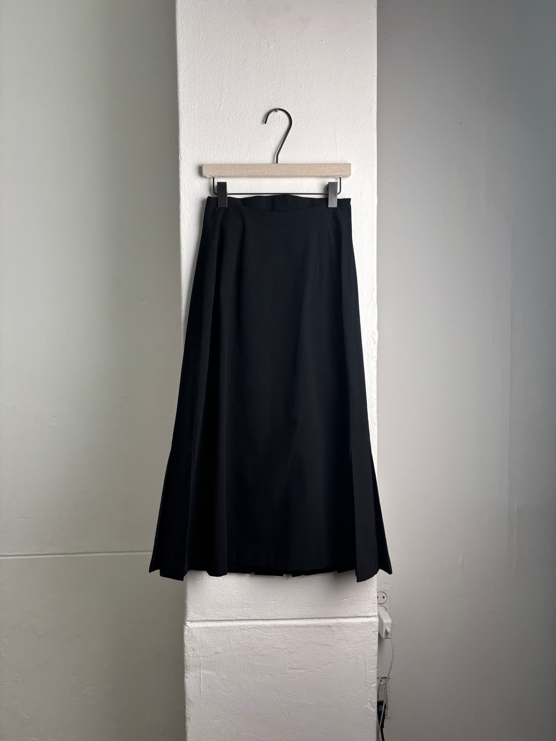 KEITA MARUYAMA Back Pleats Skirt 상품이미지1