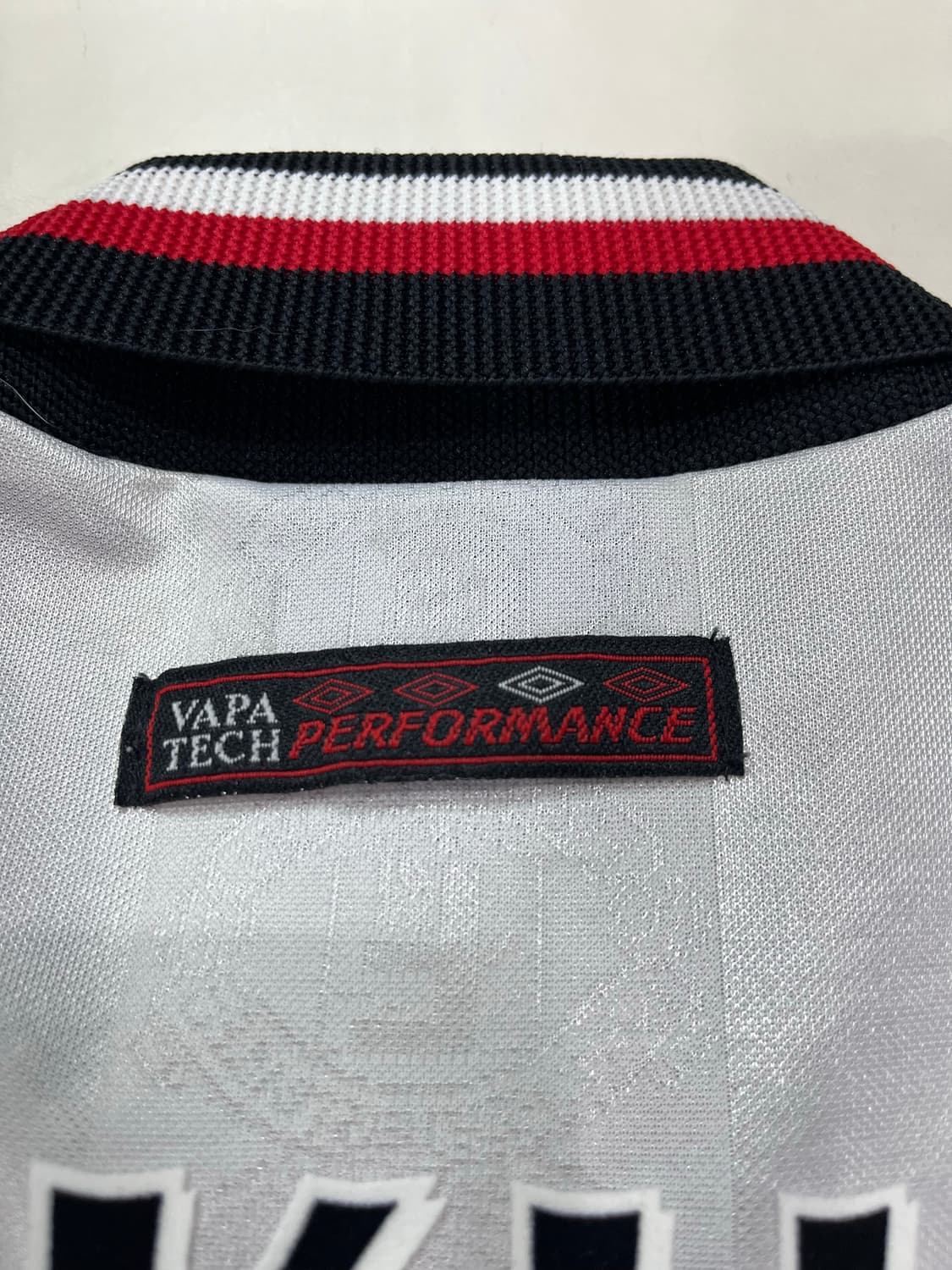 엄브로 97-98 맨체스터 유나이티드 FC 어웨이 베컴 상품이미지9