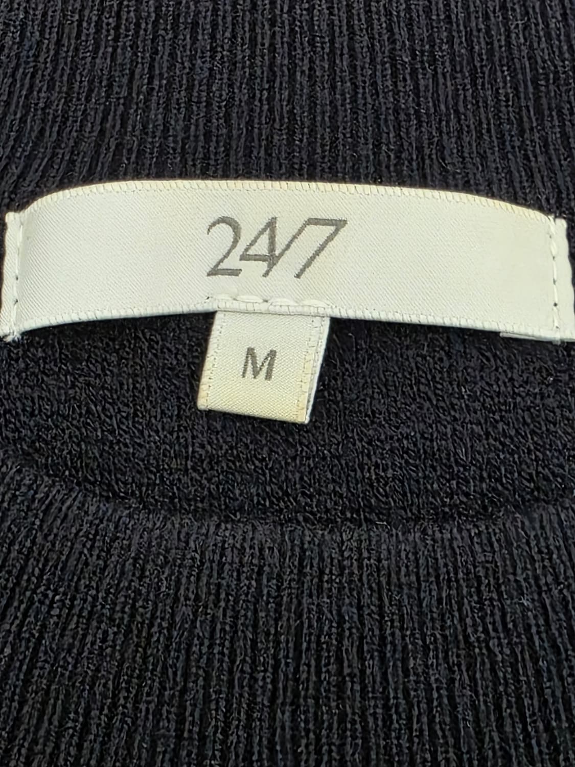 247 시리즈 라운드넥 포켓 니트 100 상품이미지3