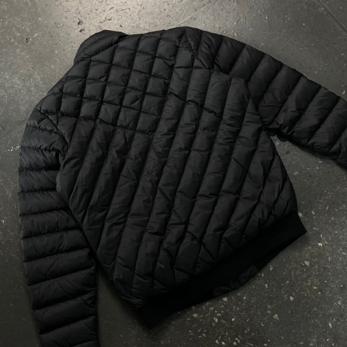105 콜럼비아 경량패딩  상품이미지5