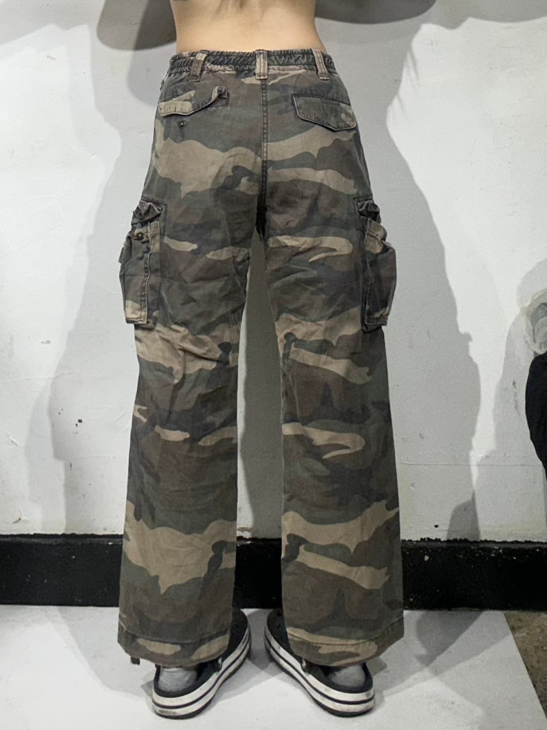 빈티지 카키 카모 밀리터리 와이드 카고 팬츠 상품이미지3