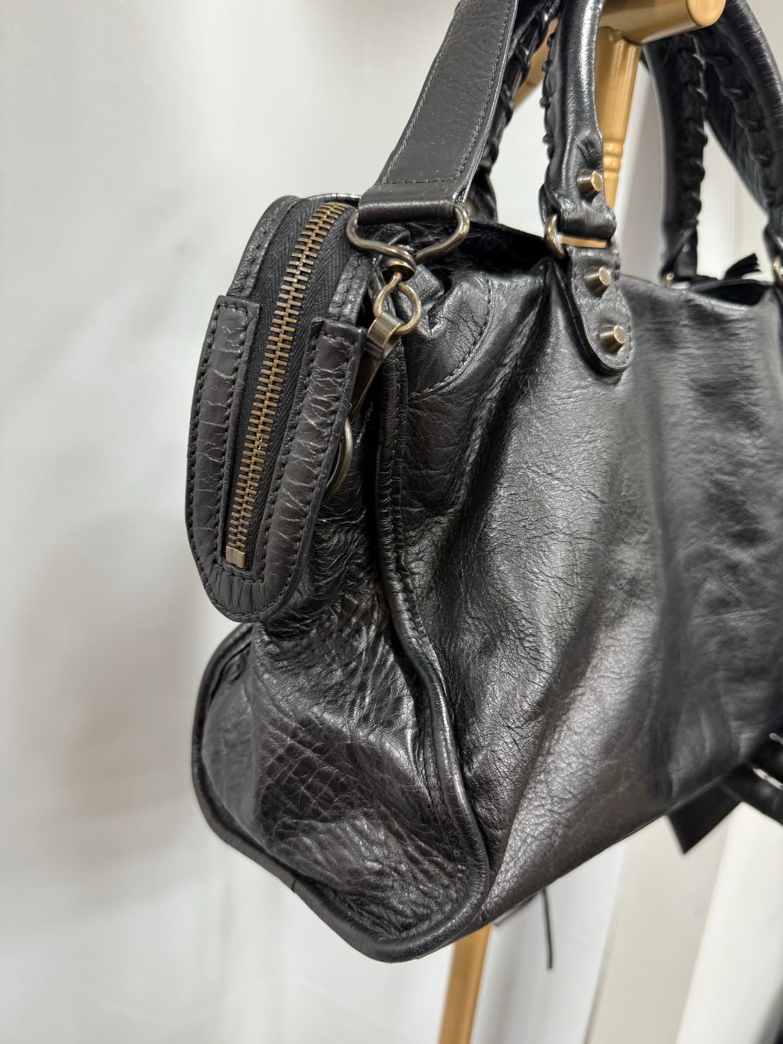 발렌시아가 클래식 은장 모터백 미디움 상품이미지7